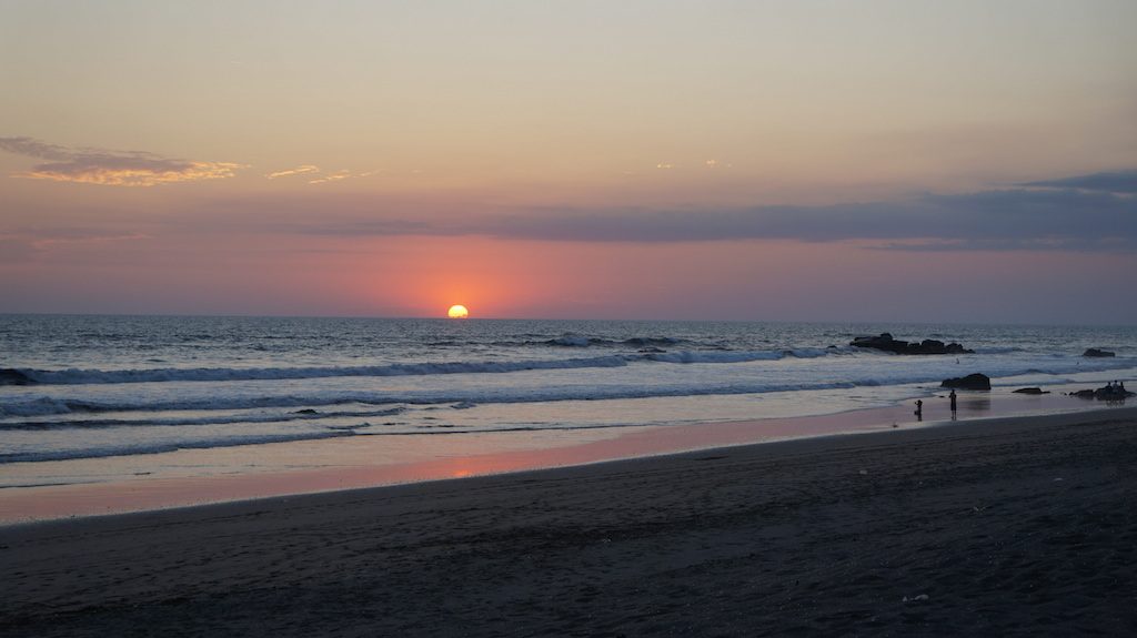 On the beach of Las Peñitas you are sitting in the first row for a beautiful sunset